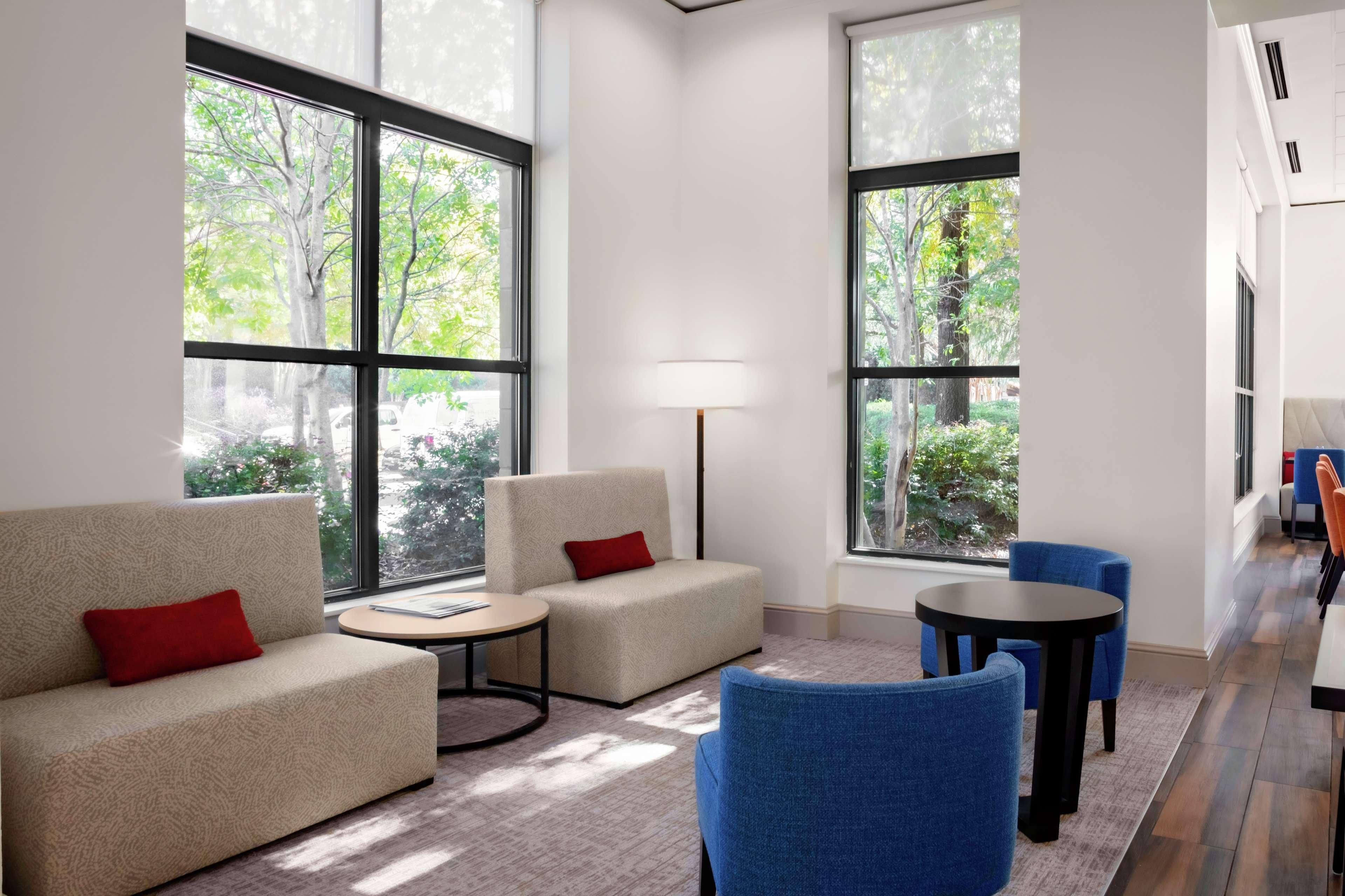 Hilton Garden Inn Atlanta Perimeter Center Dunwoody Exterior foto
