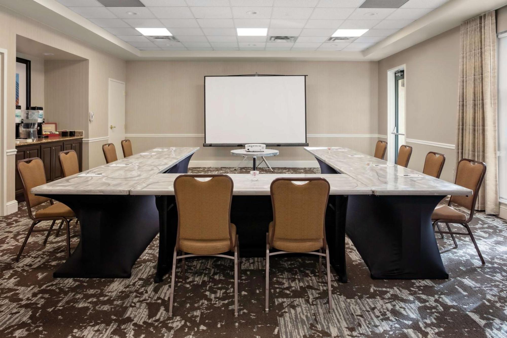 Hilton Garden Inn Atlanta Perimeter Center Dunwoody Exterior foto