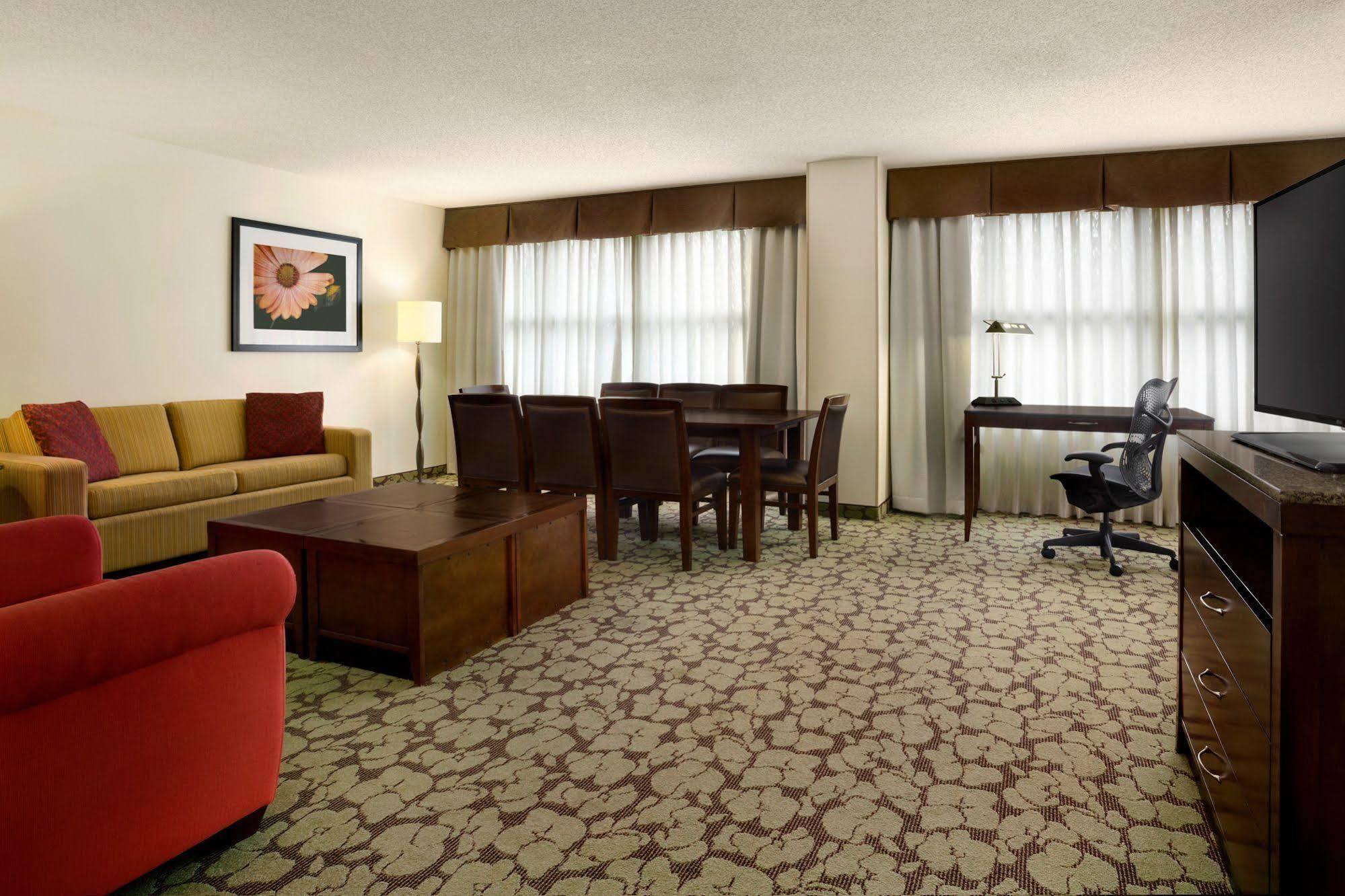 Hilton Garden Inn Atlanta Perimeter Center Dunwoody Exterior foto