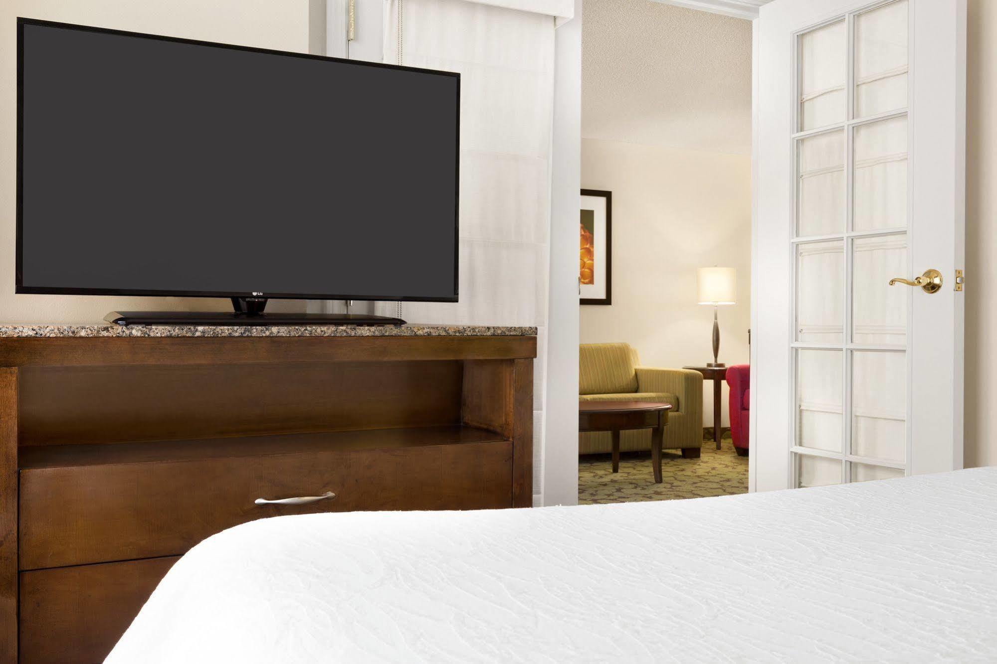Hilton Garden Inn Atlanta Perimeter Center Dunwoody Exterior foto
